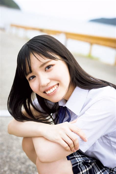 岩田陽菜 水着|STU48岩田陽菜、爽やかピンクランジェリー姿披露 初写真集の。